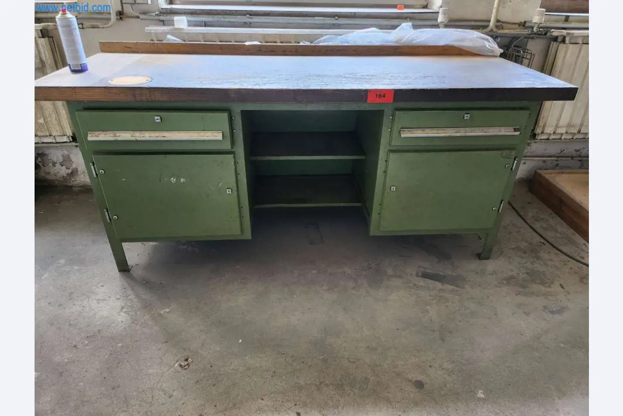 Maschinen aus dem Bereich Metallbearbeitung -1