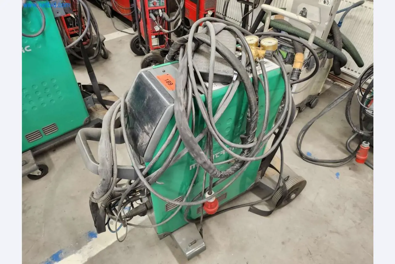 Maschinen aus dem Bereich Metallbearbeitung -1