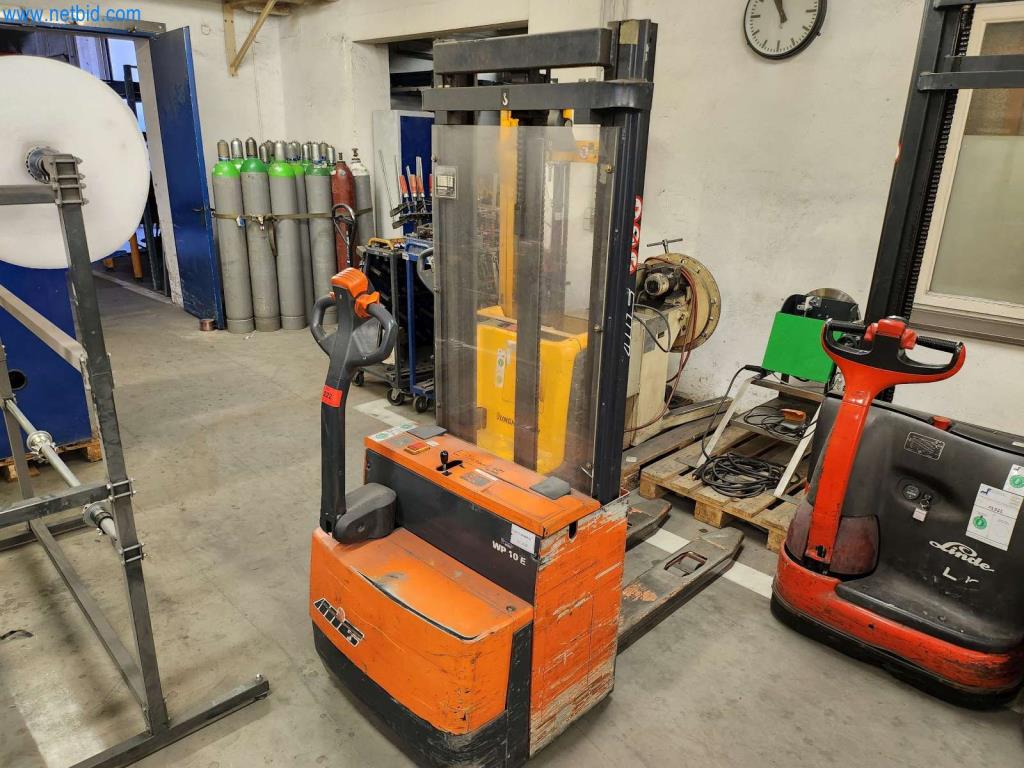 Maschinen aus dem Bereich Metallbearbeitung -1