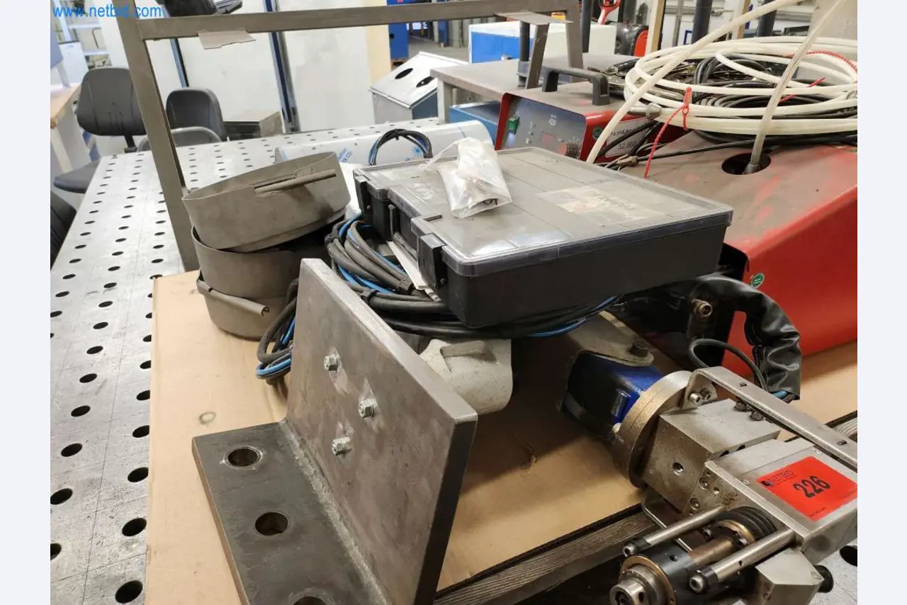 Maschinen aus dem Bereich Metallbearbeitung -4