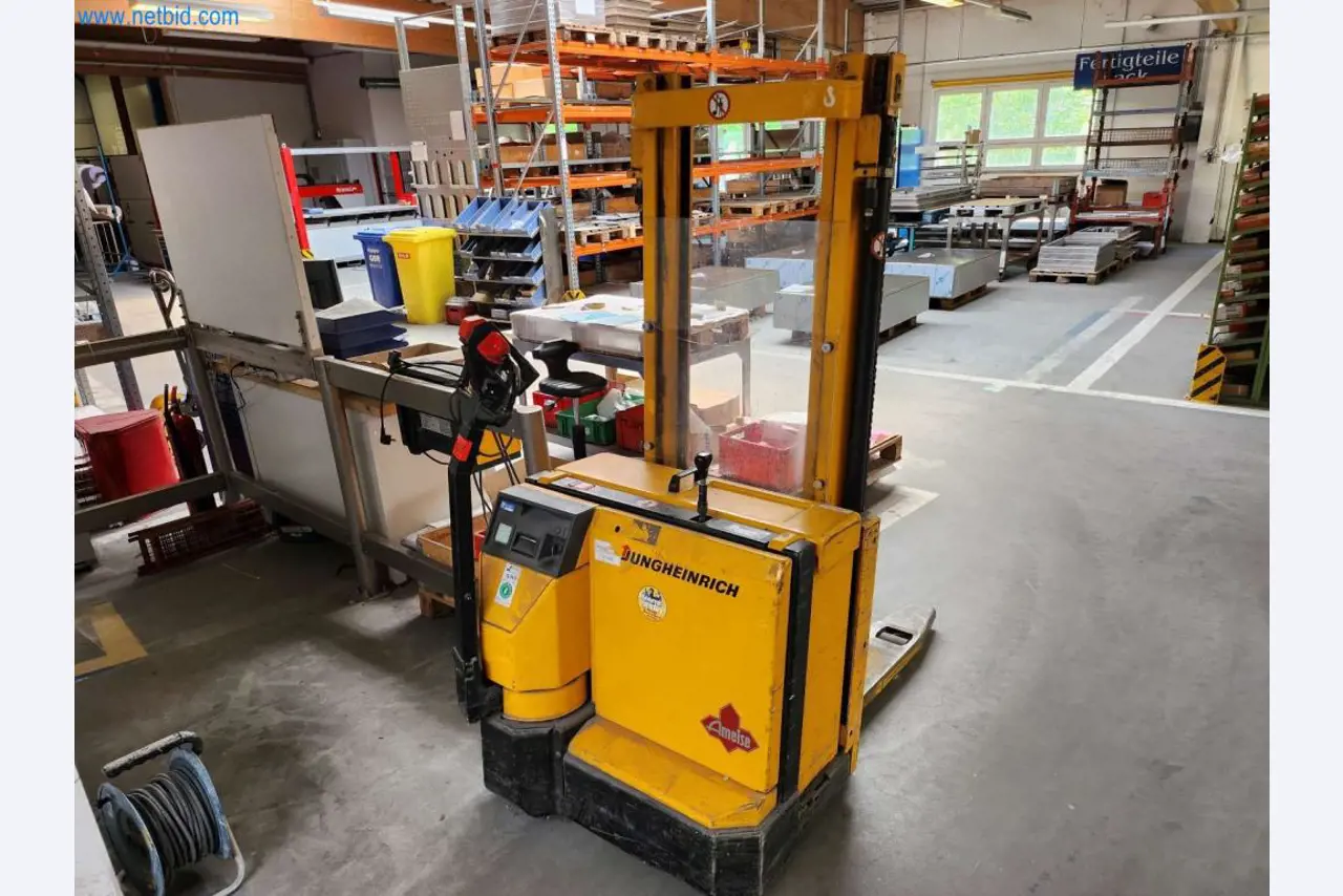 Maschinen aus dem Bereich Metallbearbeitung -1