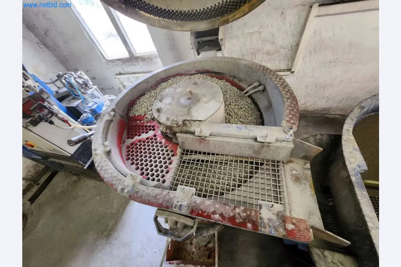 Maschinen aus dem Bereich Metallbearbeitung -3