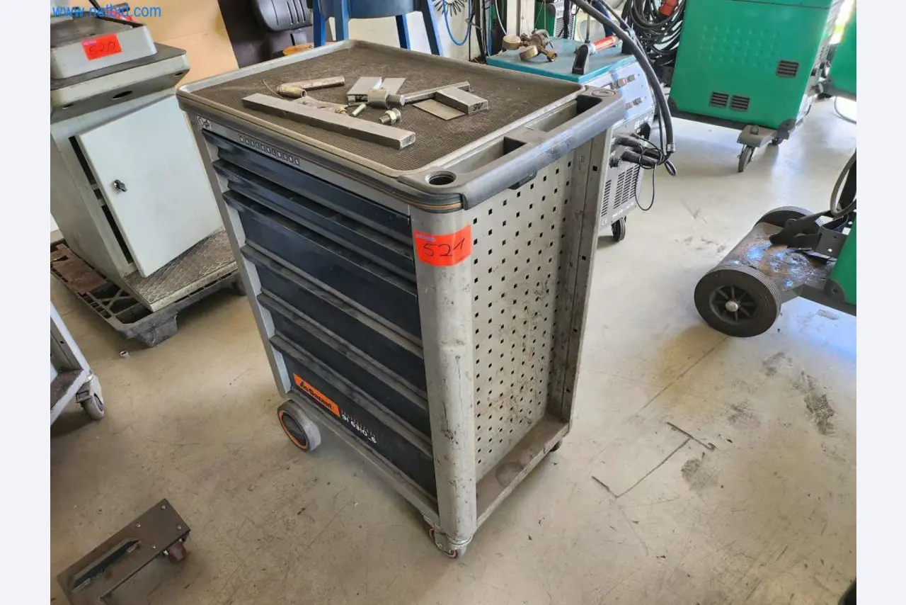 Maschinen aus dem Bereich Metallbearbeitung -1