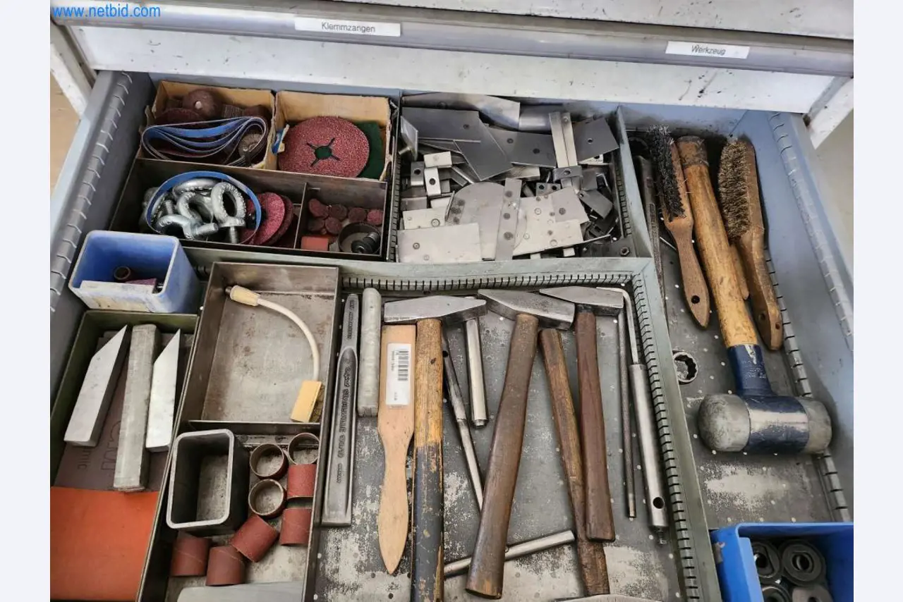 Maschinen aus dem Bereich Metallbearbeitung -3