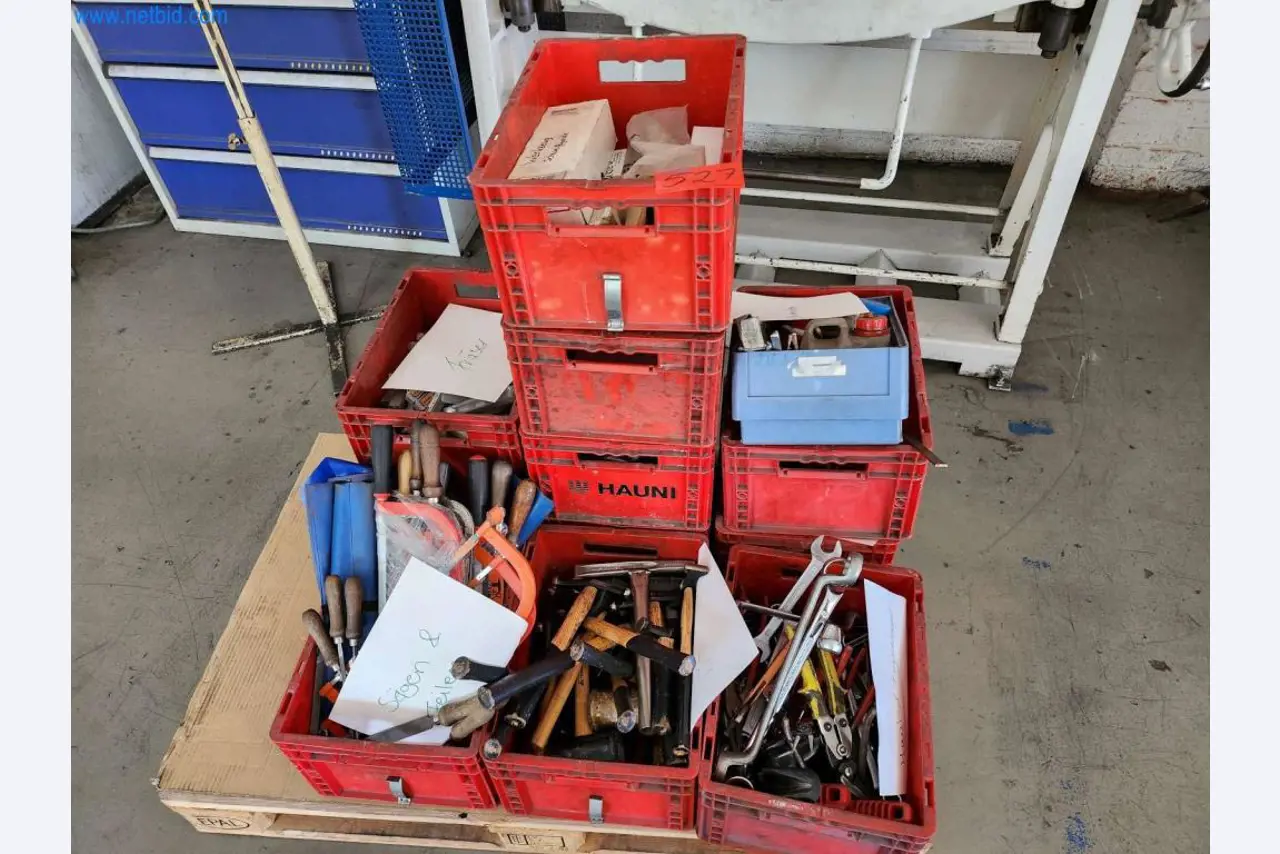 Maschinen aus dem Bereich Metallbearbeitung -1