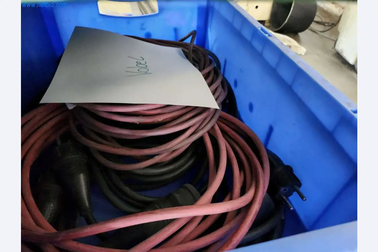 Maschinen aus dem Bereich Metallbearbeitung -2