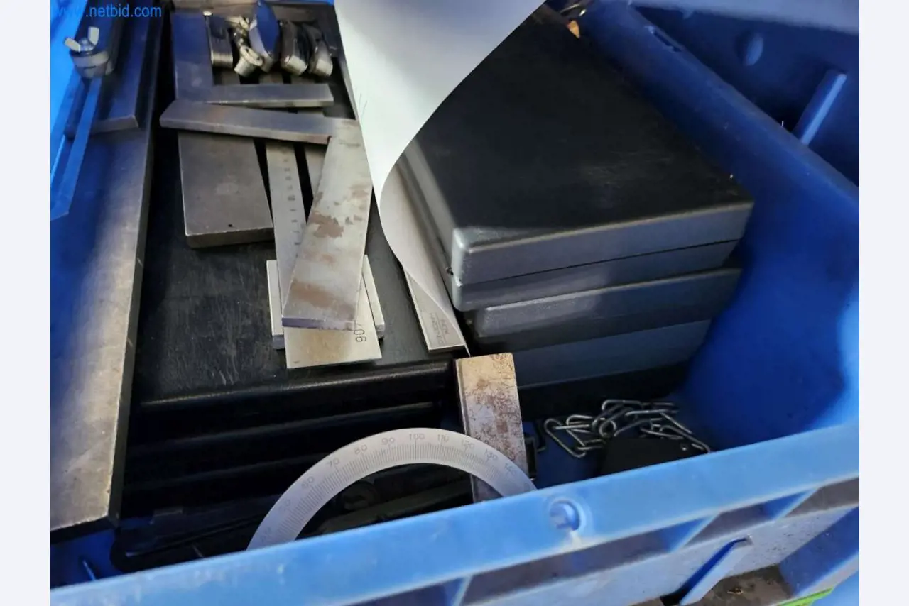 Maschinen aus dem Bereich Metallbearbeitung -3