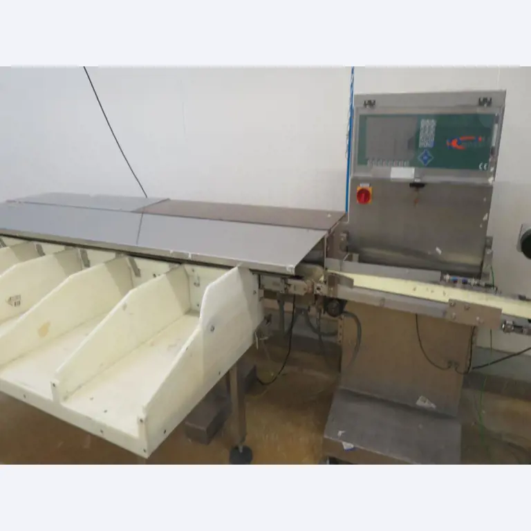 Máquinas bem conservadas para a produção de carnes salgadas/produtos de carne curados e carnes fumadas, máquinas de corte e de embalagem, equipamento de fábrica e de escritório-1