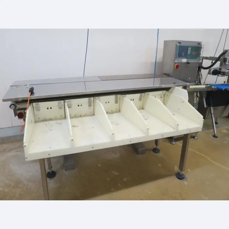 Máquinas bem conservadas para a produção de carnes salgadas/produtos de carne curados e carnes fumadas, máquinas de corte e de embalagem, equipamento de fábrica e de escritório-2