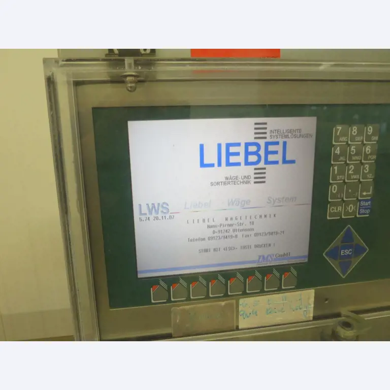 Máquinas bem conservadas para a produção de carnes salgadas/produtos de carne curados e carnes fumadas, máquinas de corte e de embalagem, equipamento de fábrica e de escritório-4