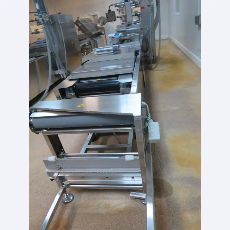 Máquinas bem conservadas para a produção de carnes salgadas/produtos de carne curados e carnes fumadas, máquinas de corte e de embalagem, equipamento de fábrica e de escritório-2