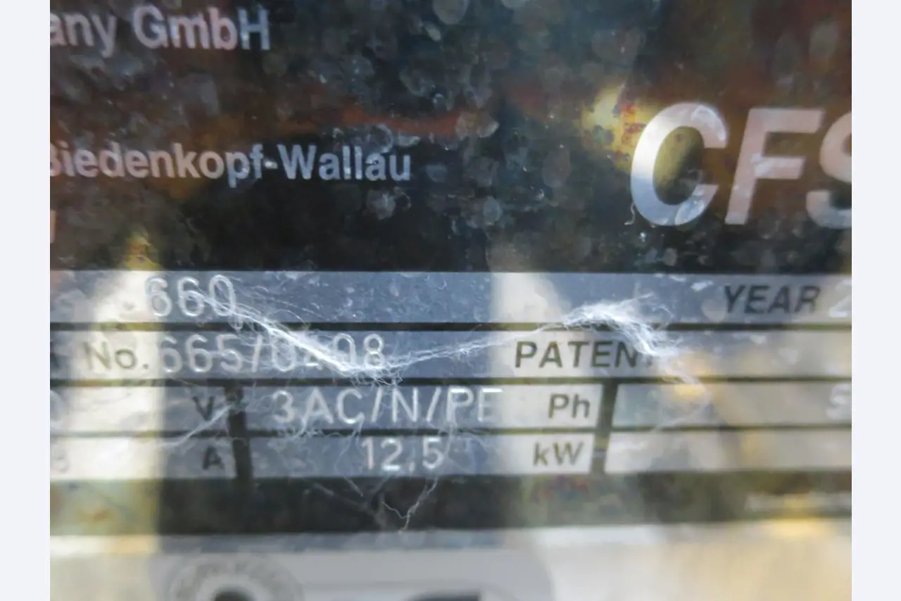 Máquinas bem conservadas para a produção de carnes salgadas/produtos de carne curados e carnes fumadas, máquinas de corte e de embalagem, equipamento de fábrica e de escritório-3