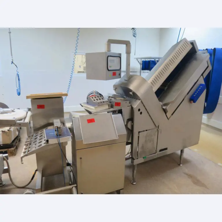 Máquinas bem conservadas para a produção de carnes salgadas/produtos de carne curados e carnes fumadas, máquinas de corte e de embalagem, equipamento de fábrica e de escritório-7