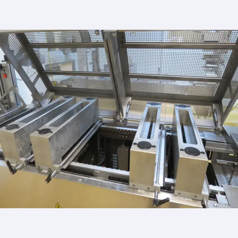 Máquinas bem conservadas para a produção de carnes salgadas/produtos de carne curados e carnes fumadas, máquinas de corte e de embalagem, equipamento de fábrica e de escritório-6