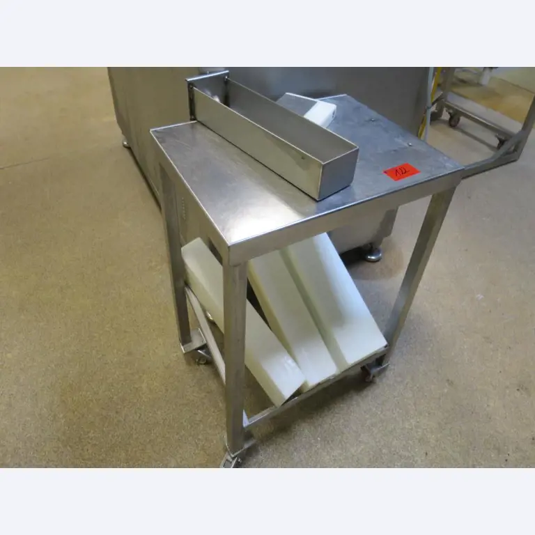 Máquinas bem conservadas para a produção de carnes salgadas/produtos de carne curados e carnes fumadas, máquinas de corte e de embalagem, equipamento de fábrica e de escritório-7