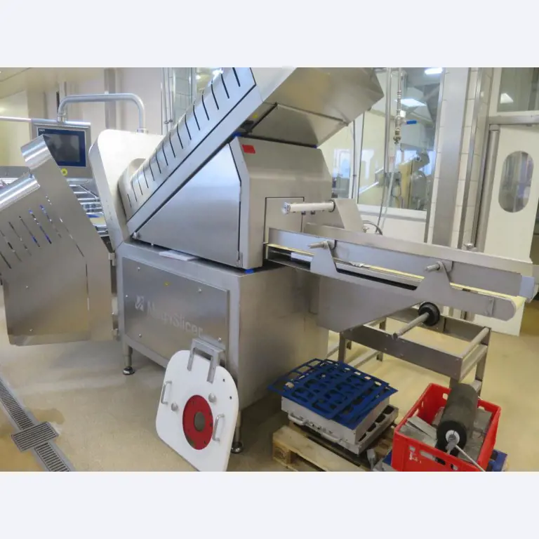 Máquinas bem conservadas para a produção de carnes salgadas/produtos de carne curados e carnes fumadas, máquinas de corte e de embalagem, equipamento de fábrica e de escritório-2