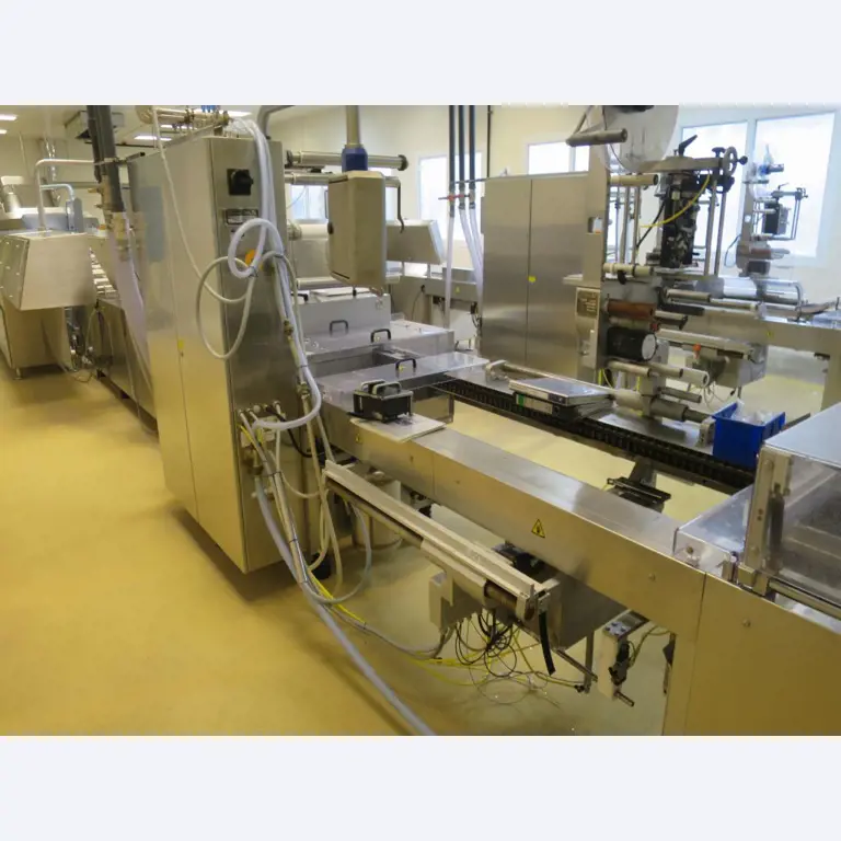 Máquinas bem conservadas para a produção de carnes salgadas/produtos de carne curados e carnes fumadas, máquinas de corte e de embalagem, equipamento de fábrica e de escritório-10