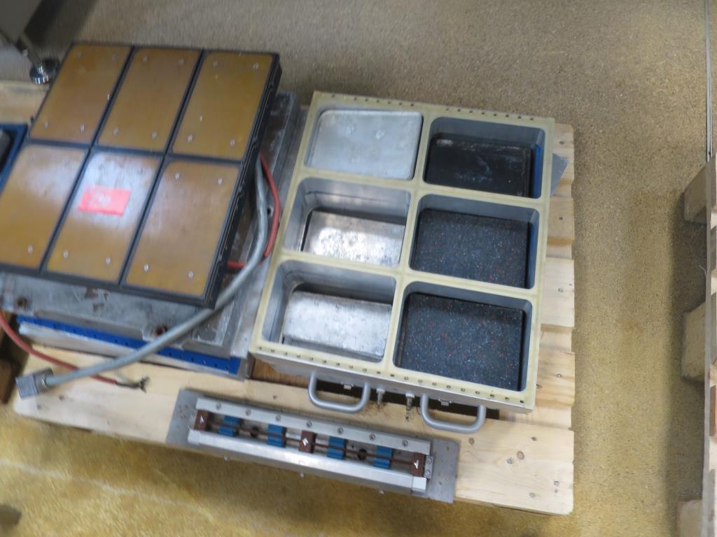 Máquinas en buen estado para la producción de salazones/productos cárnicos curados y carnes ahumadas, máquinas de corte y envasado, equipos de fábrica y oficina-8