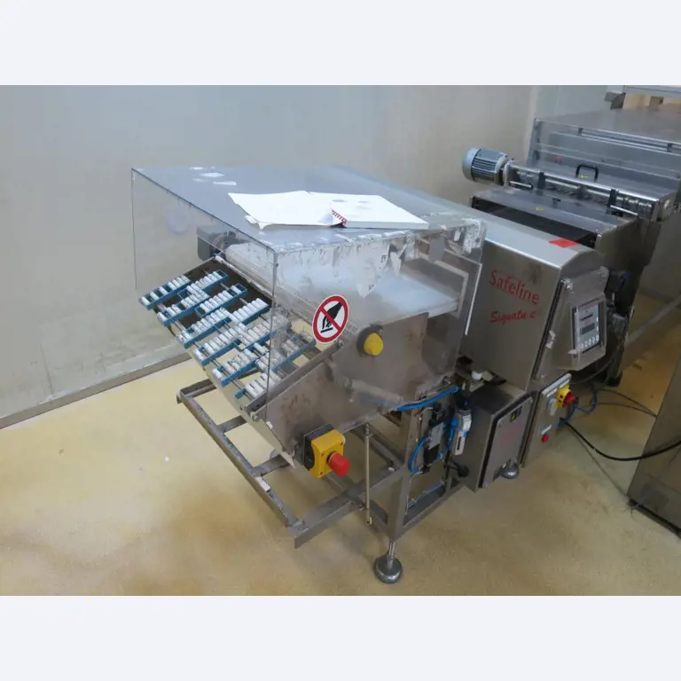Well-maintained machines for the production of salted meat, cured and smoked products, cutting and packaging machines, operating and office equipment-4