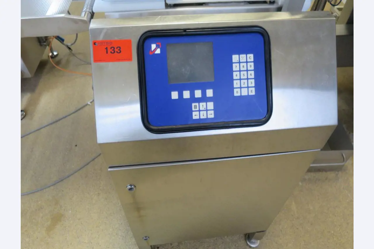 Well-maintained machines for the production of salted meat, cured and smoked products, cutting and packaging machines, operating and office equipment-2