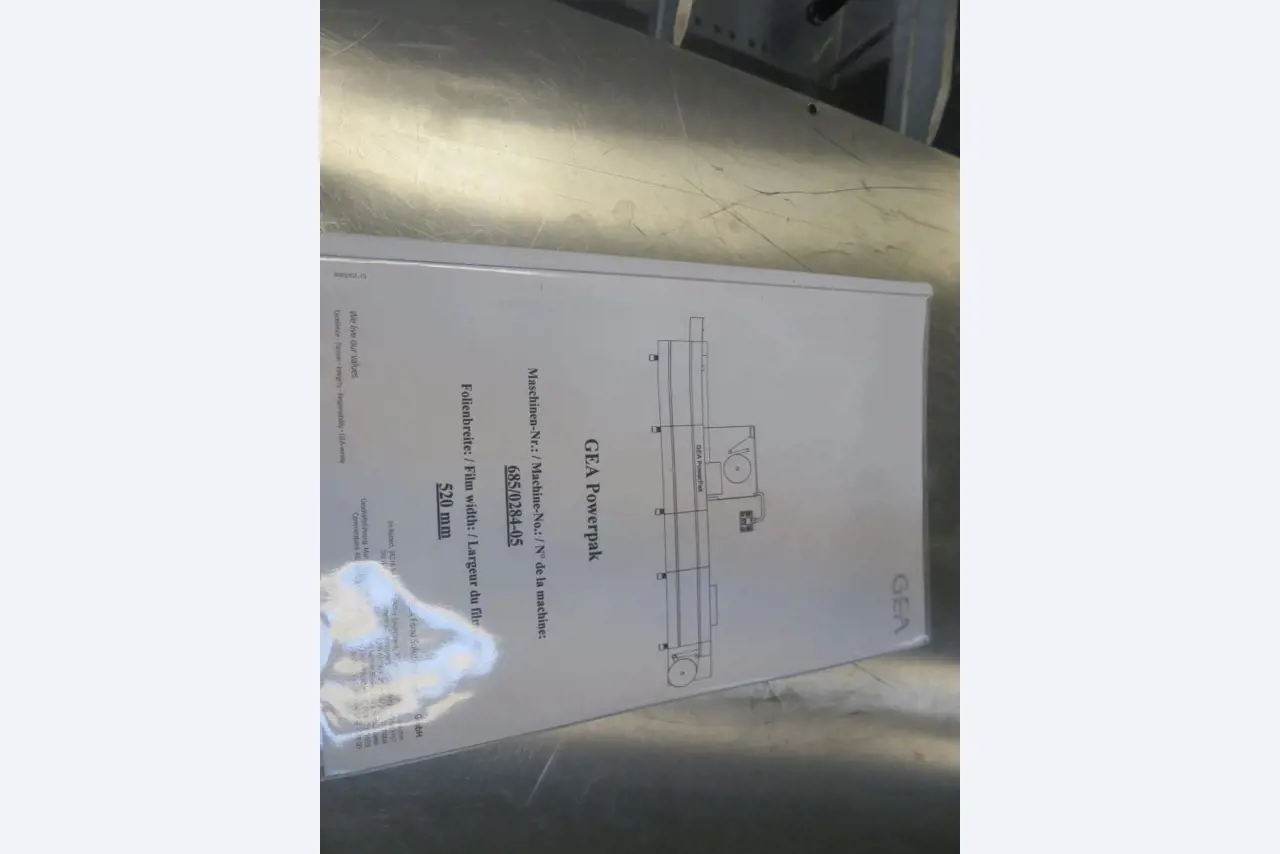 Well-maintained machines for the production of salted meat, cured and smoked products, cutting and packaging machines, operating and office equipment-2