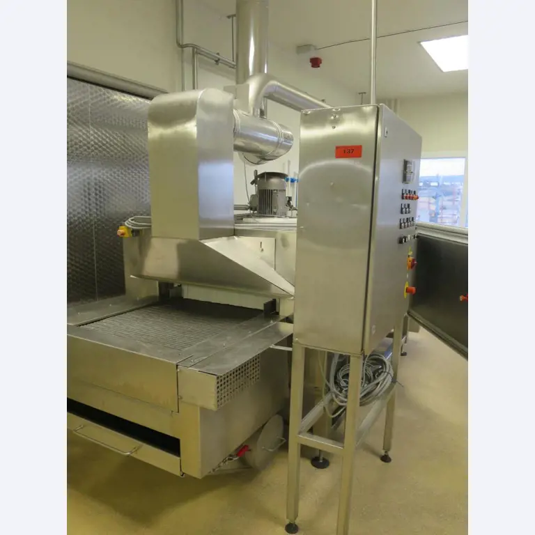 Máquinas bem conservadas para a produção de carnes salgadas/produtos de carne curados e carnes fumadas, máquinas de corte e de embalagem, equipamento de fábrica e de escritório-1