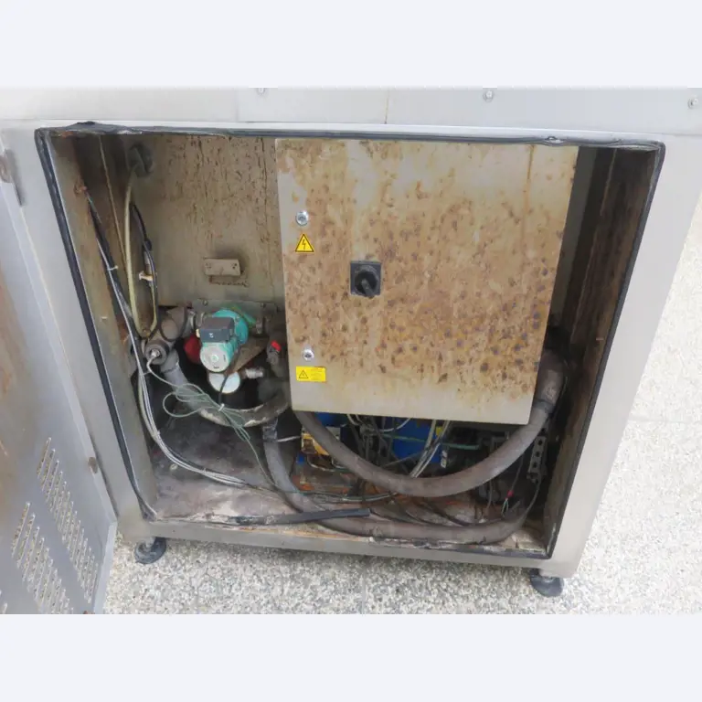 Máquinas bem conservadas para a produção de carnes salgadas/produtos de carne curados e carnes fumadas, máquinas de corte e de embalagem, equipamento de fábrica e de escritório-4