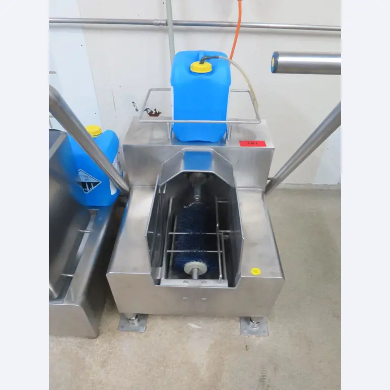 Máquinas bem conservadas para a produção de carnes salgadas/produtos de carne curados e carnes fumadas, máquinas de corte e de embalagem, equipamento de fábrica e de escritório-1