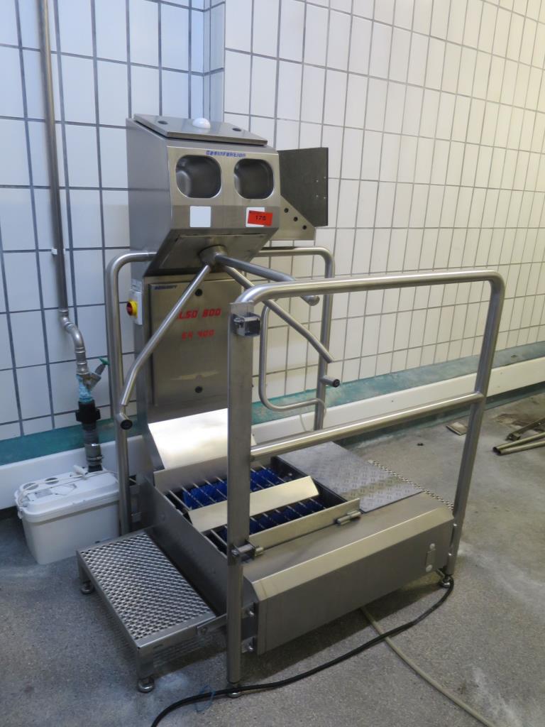 gepflegte Maschinen zur Produktion von gesalzenen Fleisch-/ Pökelwaren und Geräuchertem, Schneide- und Verpackungsmaschinen, Betriebs– und Geschäftsausstattung-3