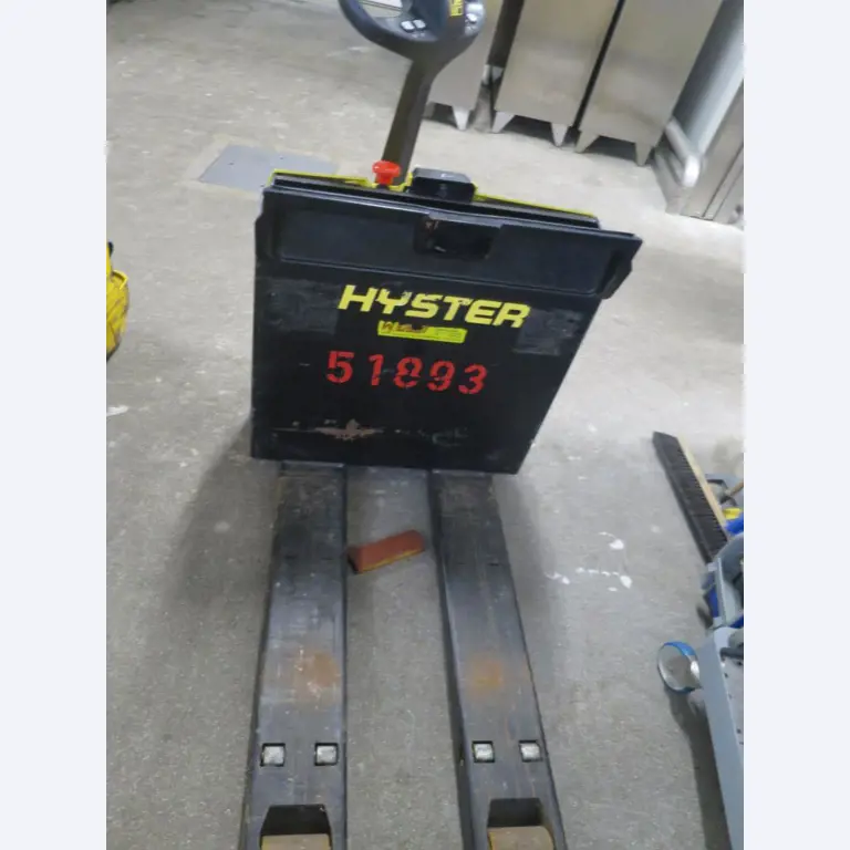 Máquinas bem conservadas para a produção de carnes salgadas/produtos de carne curados e carnes fumadas, máquinas de corte e de embalagem, equipamento de fábrica e de escritório-3