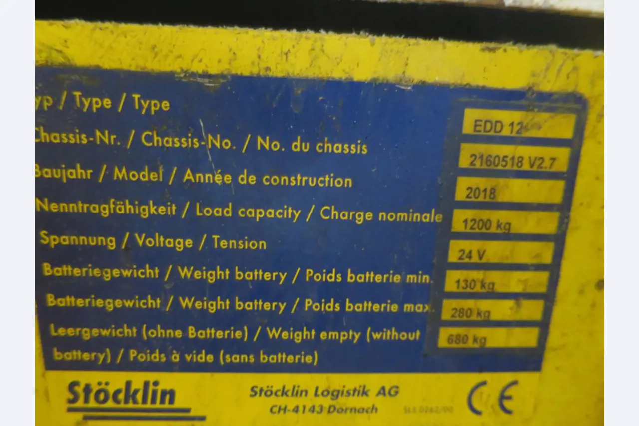 Máquinas bem conservadas para a produção de carnes salgadas/produtos de carne curados e carnes fumadas, máquinas de corte e de embalagem, equipamento de fábrica e de escritório-2