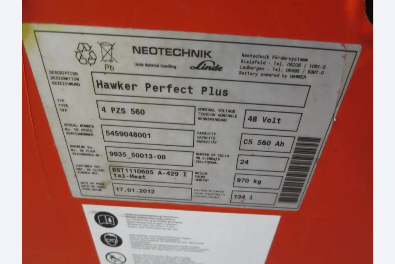 Máquinas bem conservadas para a produção de carnes salgadas/produtos de carne curados e carnes fumadas, máquinas de corte e de embalagem, equipamento de fábrica e de escritório-2