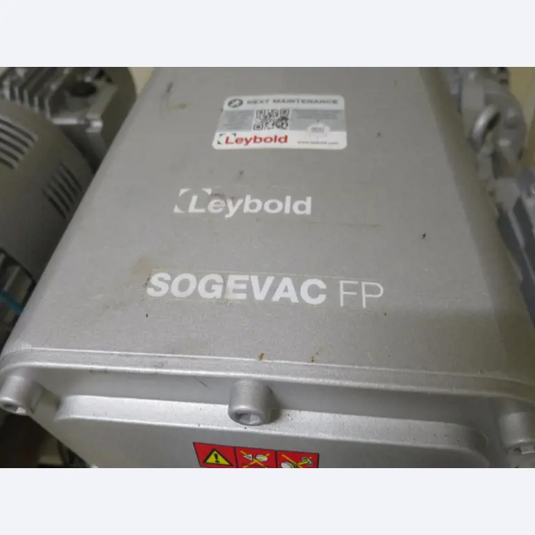 Máquinas bem conservadas para a produção de carnes salgadas/produtos de carne curados e carnes fumadas, máquinas de corte e de embalagem, equipamento de fábrica e de escritório-2