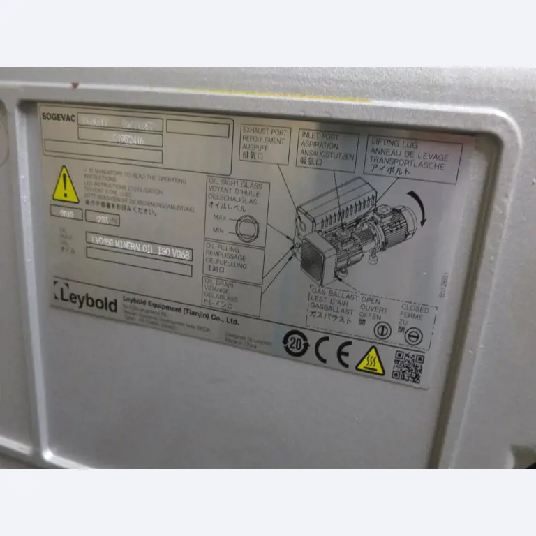 Máquinas bem conservadas para a produção de carnes salgadas/produtos de carne curados e carnes fumadas, máquinas de corte e de embalagem, equipamento de fábrica e de escritório-4