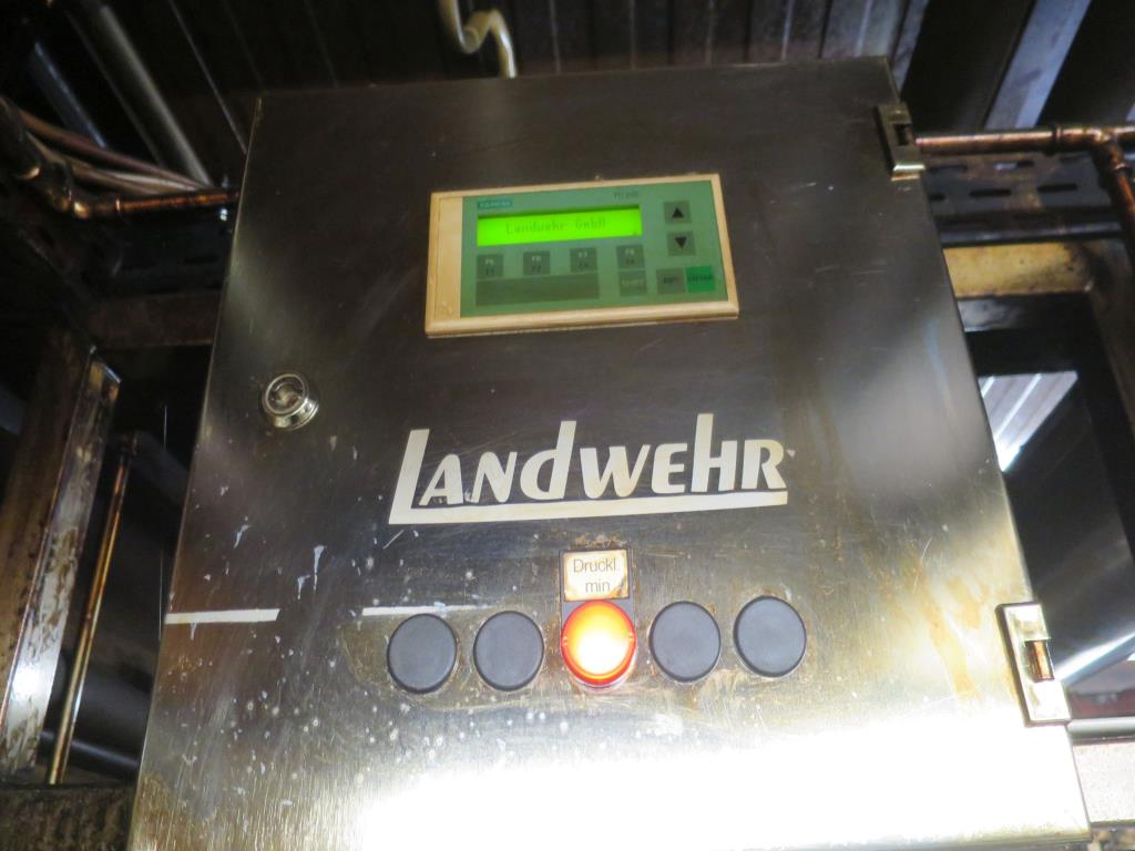 gepflegte Maschinen zur Produktion von gesalzenen Fleisch-/ Pökelwaren und Geräuchertem, Schneide- und Verpackungsmaschinen, Betriebs– und Geschäftsausstattung-2