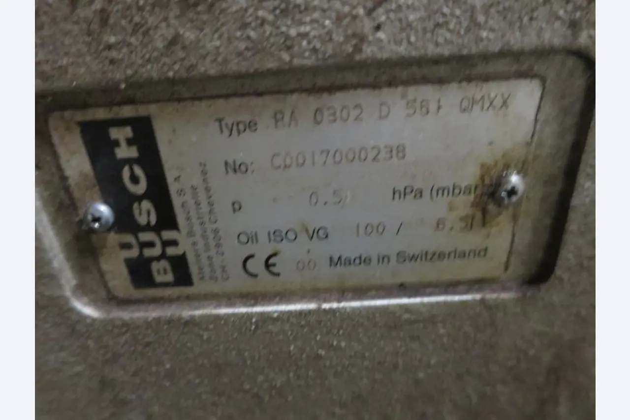 Dobro vzdrževani stroji za proizvodnjo soljenega mesa/sušenih mesnih izdelkov in prekajenega mesa, stroji za razrez in pakiranje, tovarniška in pisarniška oprema-2