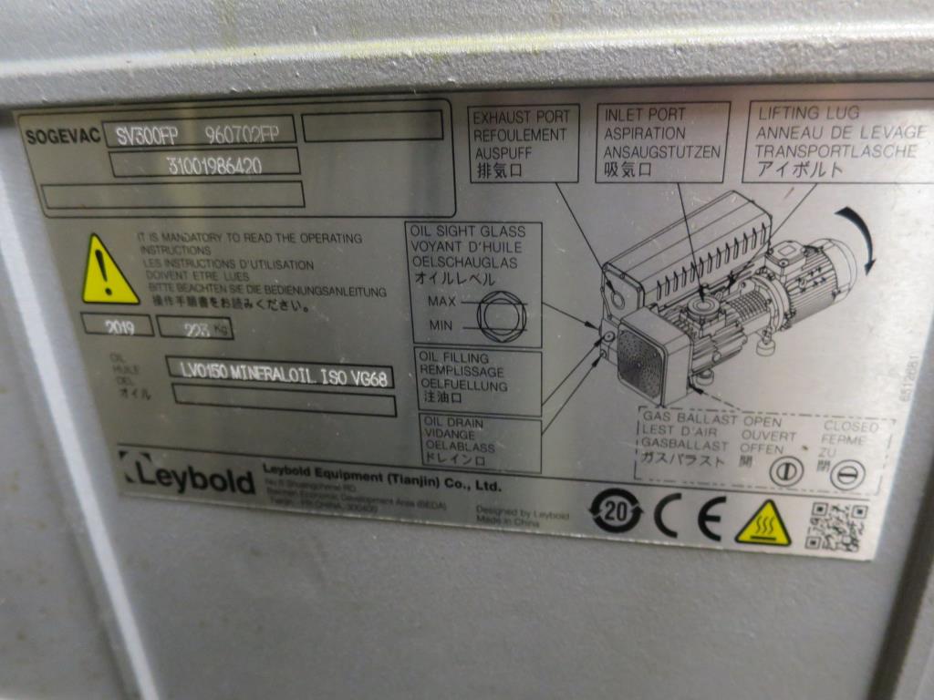 gepflegte Maschinen zur Produktion von gesalzenen Fleisch-/ Pökelwaren und Geräuchertem, Schneide- und Verpackungsmaschinen, Betriebs– und Geschäftsausstattung-2