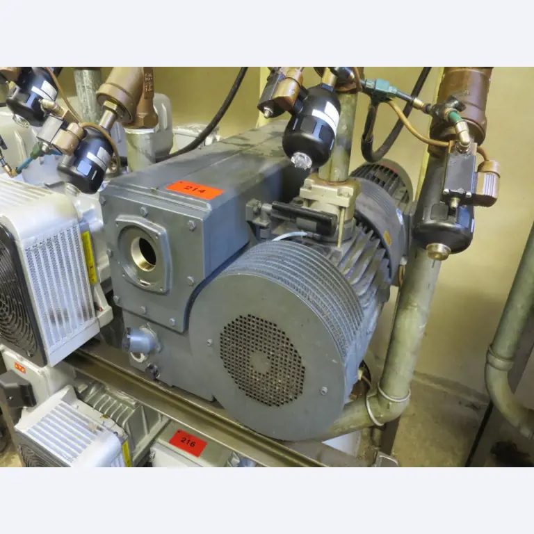 Máquinas bem conservadas para a produção de carnes salgadas/produtos de carne curados e carnes fumadas, máquinas de corte e de embalagem, equipamento de fábrica e de escritório-1