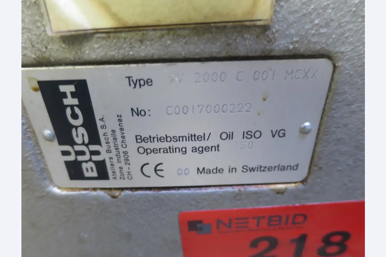 Máquinas bem conservadas para a produção de carnes salgadas/produtos de carne curados e carnes fumadas, máquinas de corte e de embalagem, equipamento de fábrica e de escritório-2