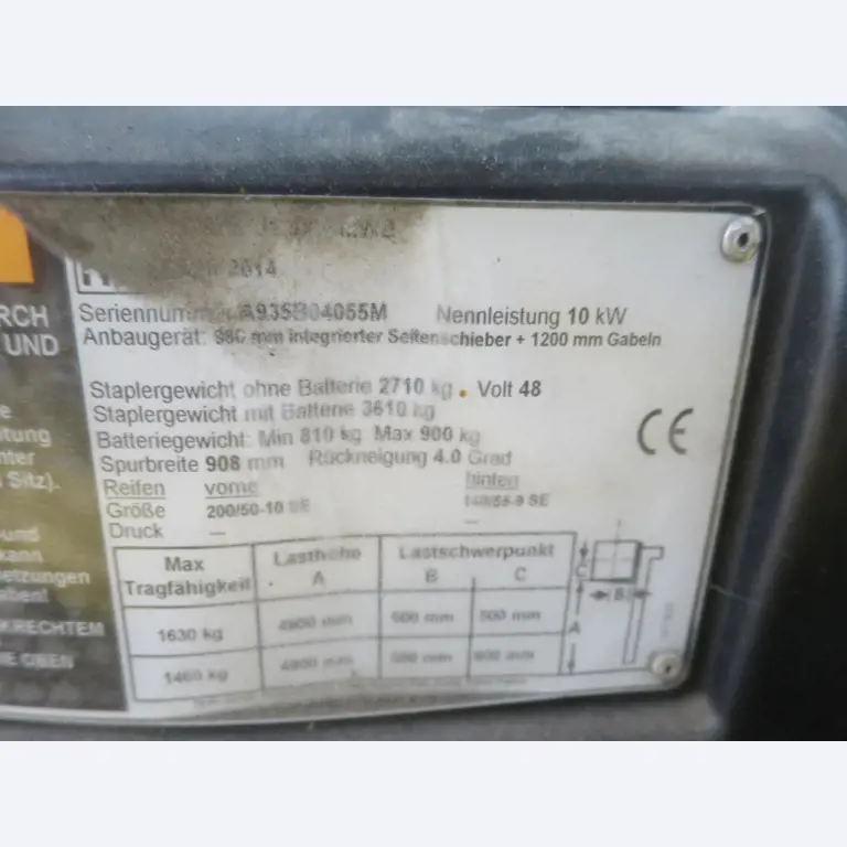 Máquinas bem conservadas para a produção de carnes salgadas/produtos de carne curados e carnes fumadas, máquinas de corte e de embalagem, equipamento de fábrica e de escritório-3