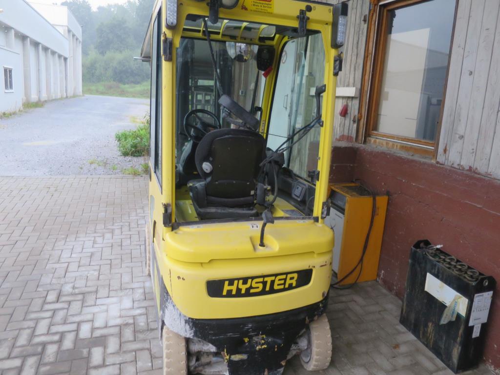 gepflegte Maschinen zur Produktion von gesalzenen Fleisch-/ Pökelwaren und Geräuchertem, Schneide- und Verpackungsmaschinen, Betriebs– und Geschäftsausstattung-4