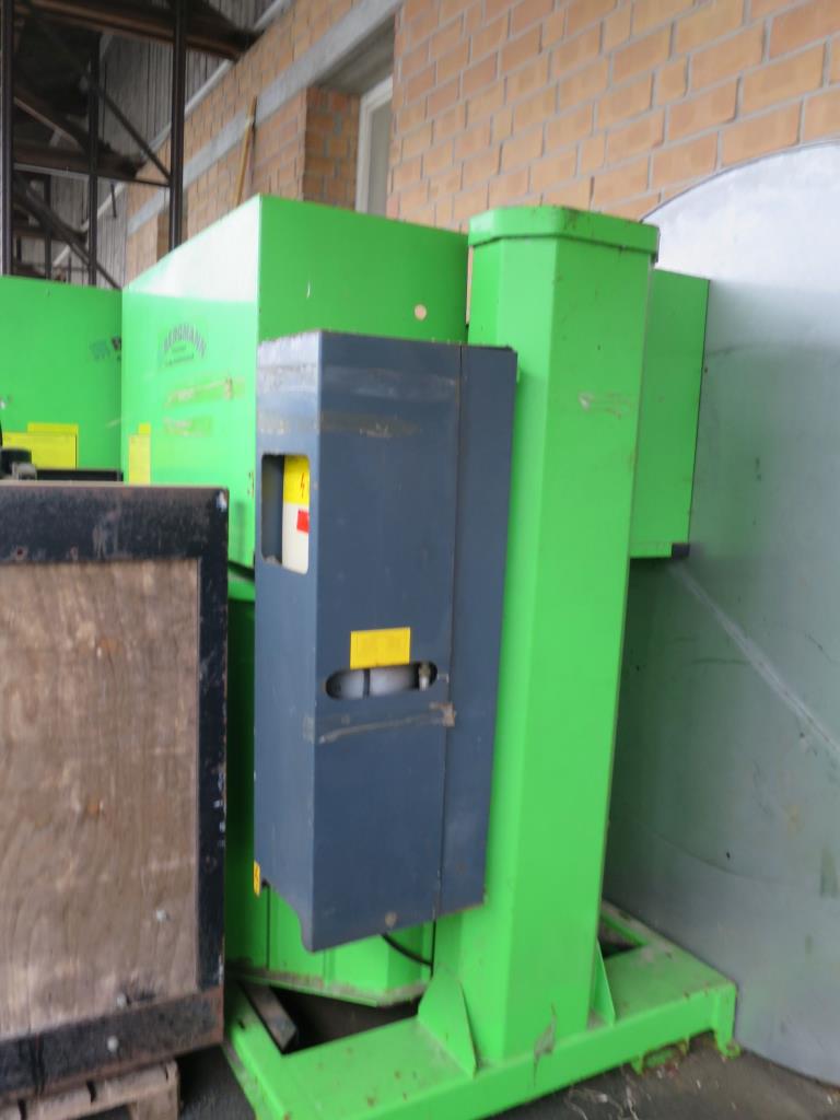 gepflegte Maschinen zur Produktion von gesalzenen Fleisch-/ Pökelwaren und Geräuchertem, Schneide- und Verpackungsmaschinen, Betriebs– und Geschäftsausstattung-4