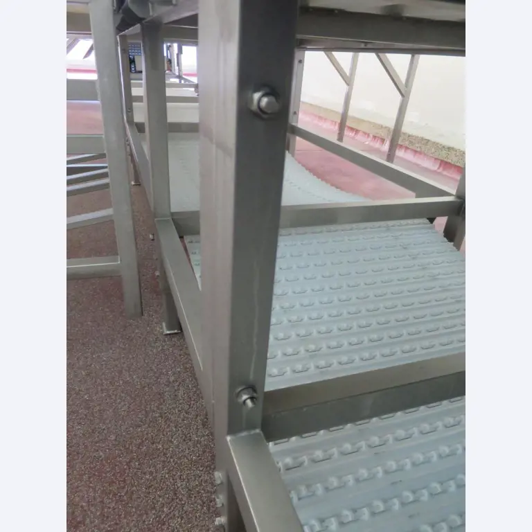 Máquinas bem conservadas para a produção de carnes salgadas/produtos de carne curados e carnes fumadas, máquinas de corte e de embalagem, equipamento de fábrica e de escritório-3