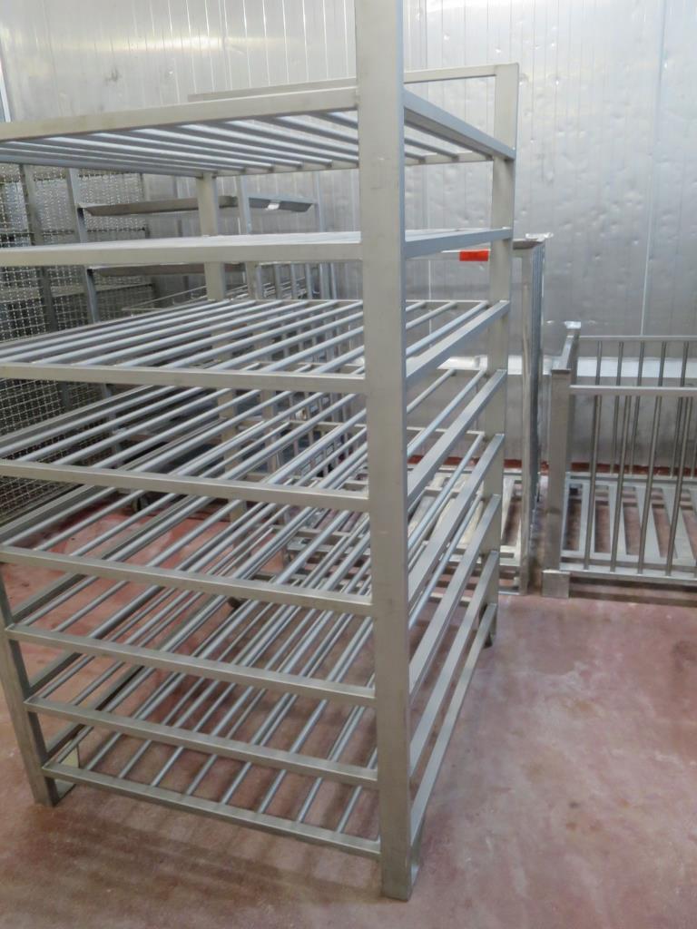 Máquinas en buen estado para la producción de salazones/productos cárnicos curados y carnes ahumadas, máquinas de corte y envasado, equipos de fábrica y oficina-1