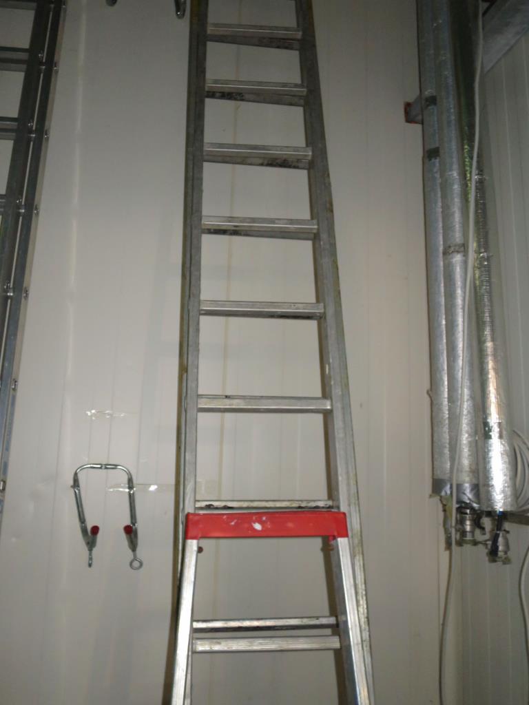 Máquinas en buen estado para la producción de salazones/productos cárnicos curados y carnes ahumadas, máquinas de corte y envasado, equipos de fábrica y oficina-2