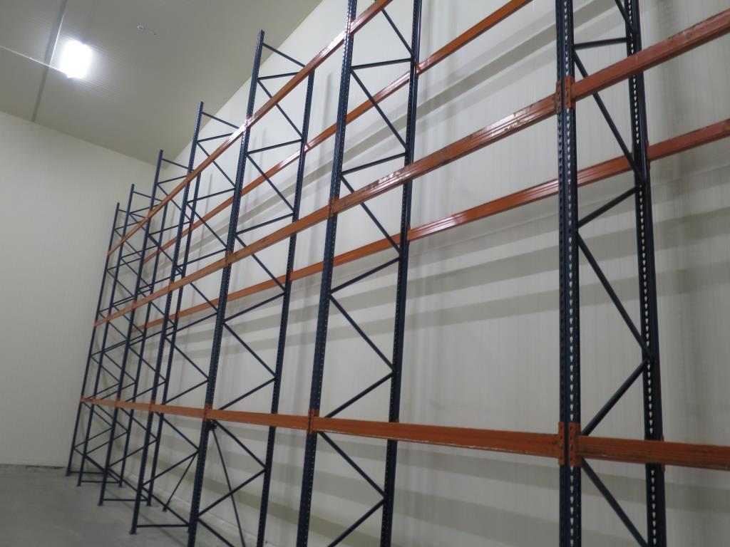 Máquinas en buen estado para la producción de salazones/productos cárnicos curados y carnes ahumadas, máquinas de corte y envasado, equipos de fábrica y oficina-1