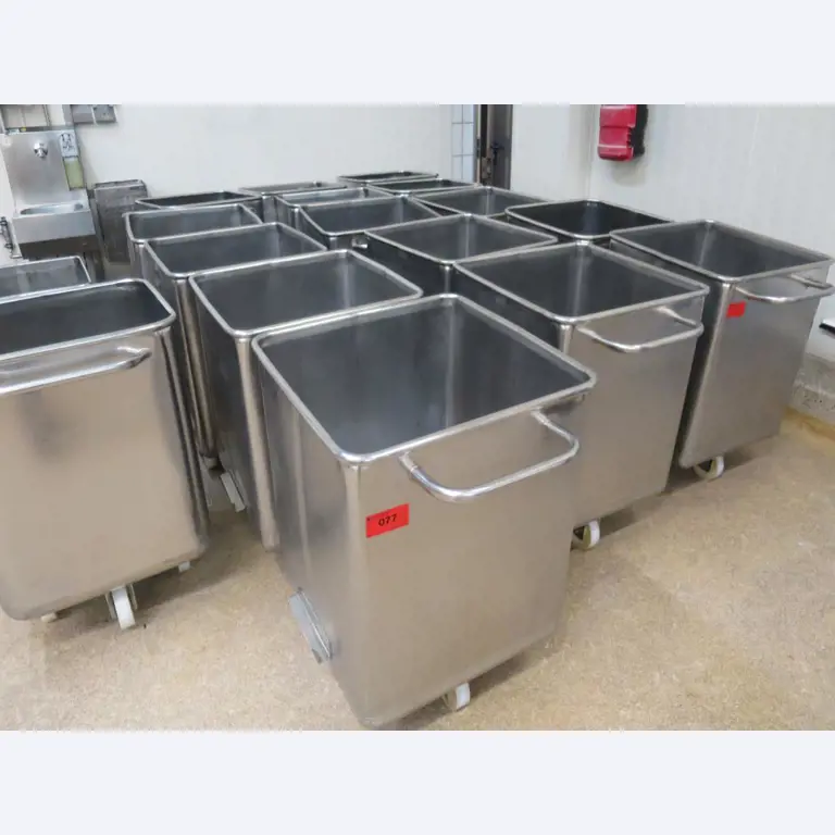 Máquinas bem conservadas para a produção de carnes salgadas/produtos de carne curados e carnes fumadas, máquinas de corte e de embalagem, equipamento de fábrica e de escritório-1