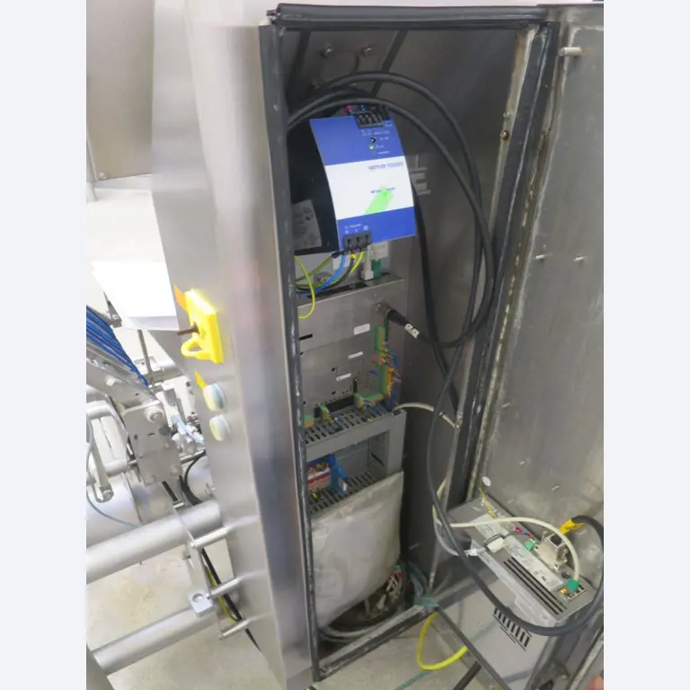 Máquinas bem conservadas para a produção de carnes salgadas/produtos de carne curados e carnes fumadas, máquinas de corte e de embalagem, equipamento de fábrica e de escritório-3