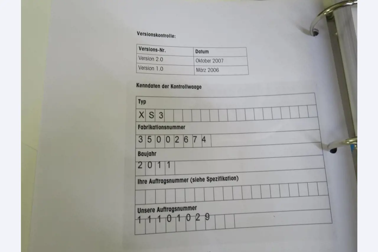 Máquinas bem conservadas para a produção de carnes salgadas/produtos de carne curados e carnes fumadas, máquinas de corte e de embalagem, equipamento de fábrica e de escritório-4