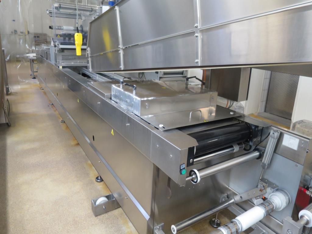 Well-maintained machines for the production of salted meat, cured and smoked products, cutting and packaging machines, operating and office equipment-4
